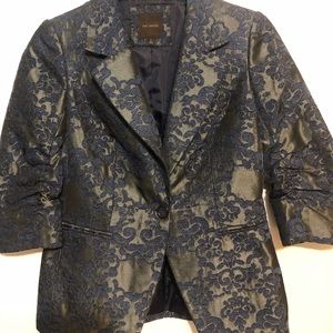 The limited black and navy blazer